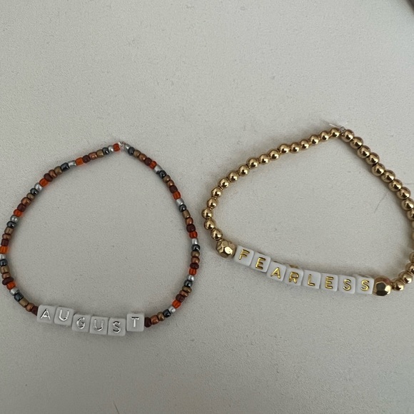 Taylor Swift bracelets - Picture 1 of 2